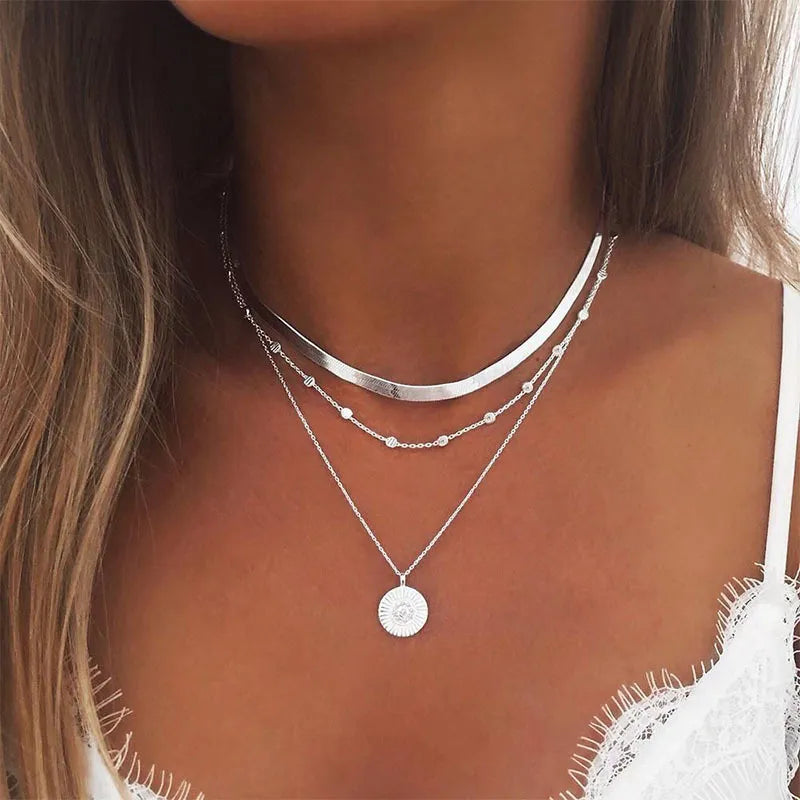 Choker necklace women's fashion