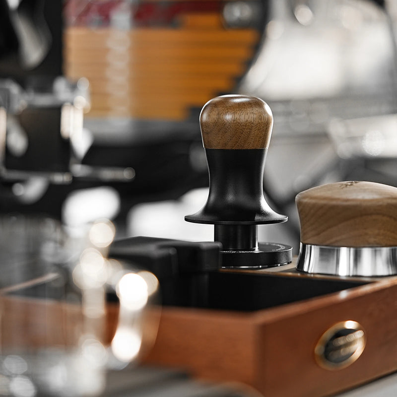 Coffee Tamper: Calibrated coffee tamper