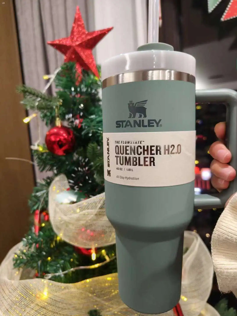 Stanley Tumbler: Insulated travel cup