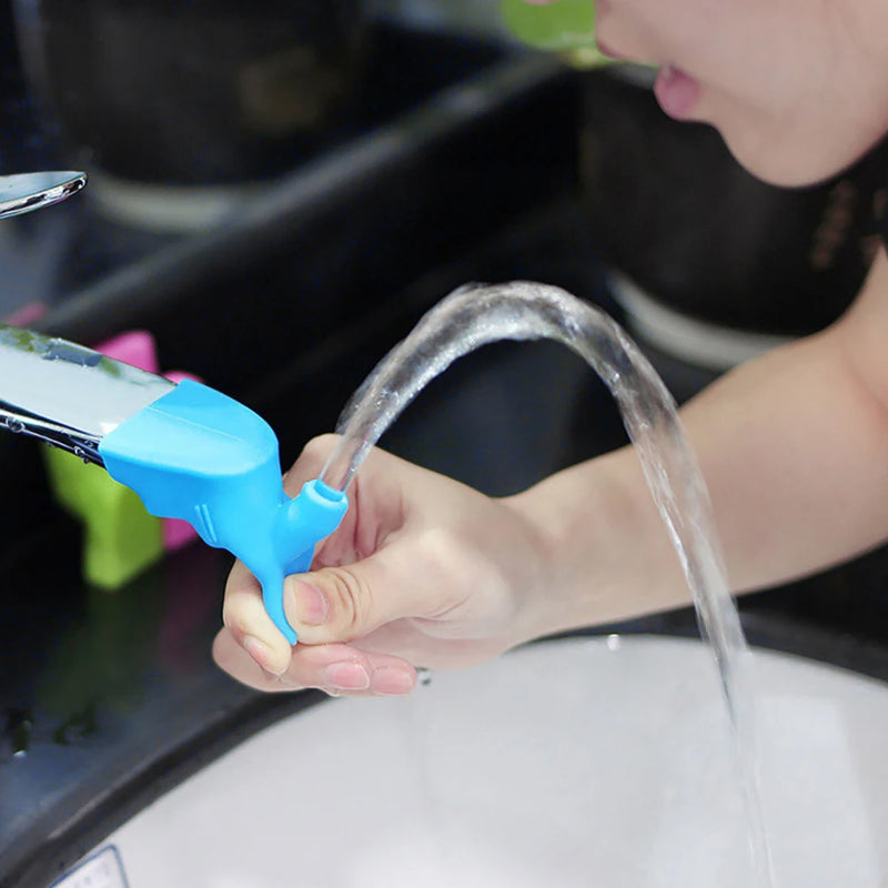 Faucet Extender: Water-saving extender