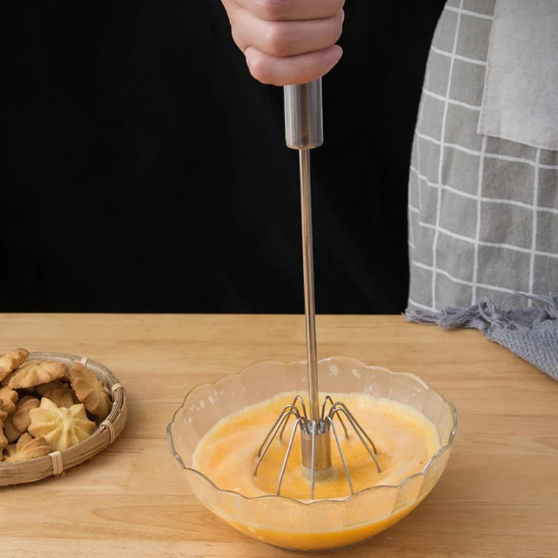 Semi-automatic Egg Beater: Handheld egg whisk