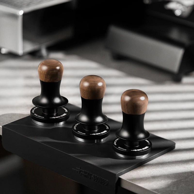 Coffee Tamper: Calibrated coffee tamper