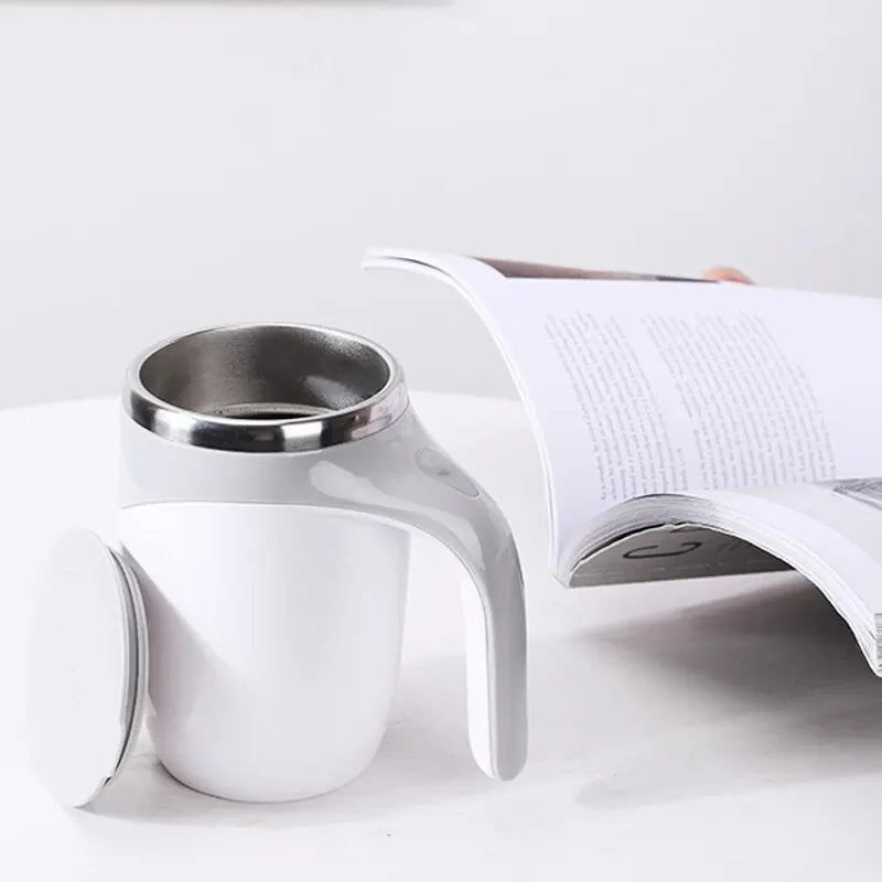 Automatic Stirring Mug: Self-stirring coffee mug